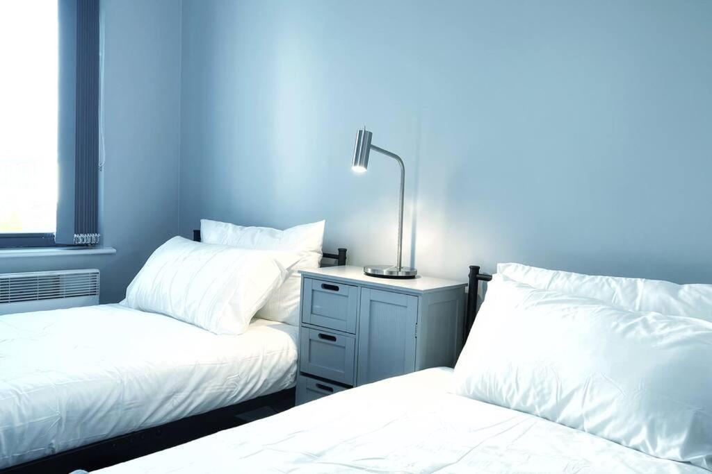 New Luxurious And Business Apt Apartment Swansea Exterior photo